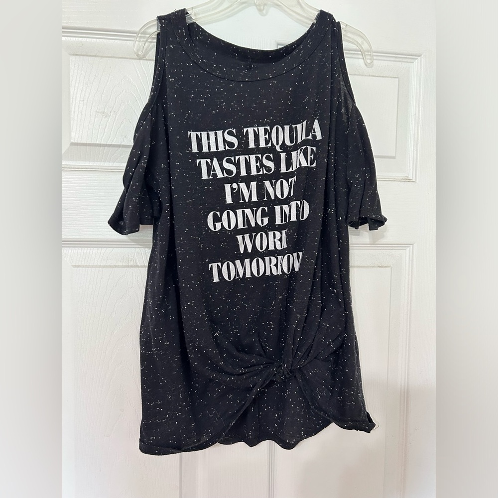 Tee